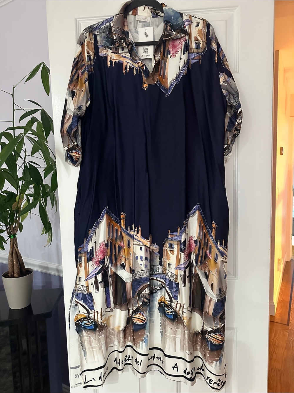 Elegant Navy and Cream Scenic Print Midi Dress